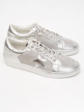 Vintage Havana Dynamic‎ Silver Sneakers Size 10